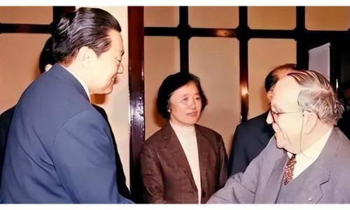 宝宝6个月长9斤正常吗网 - 为你提供六个月到九个月长多少正常、宝宝6个月长9斤正常吗为什么